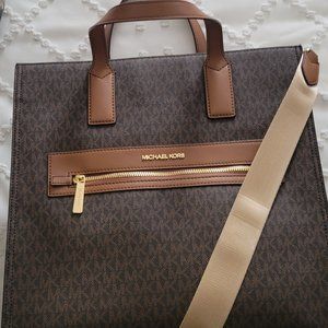 Michael Kors Tote